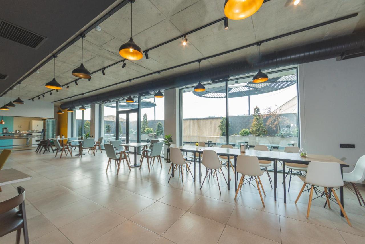 4Guest Hotel Yerevan Ngoại thất bức ảnh