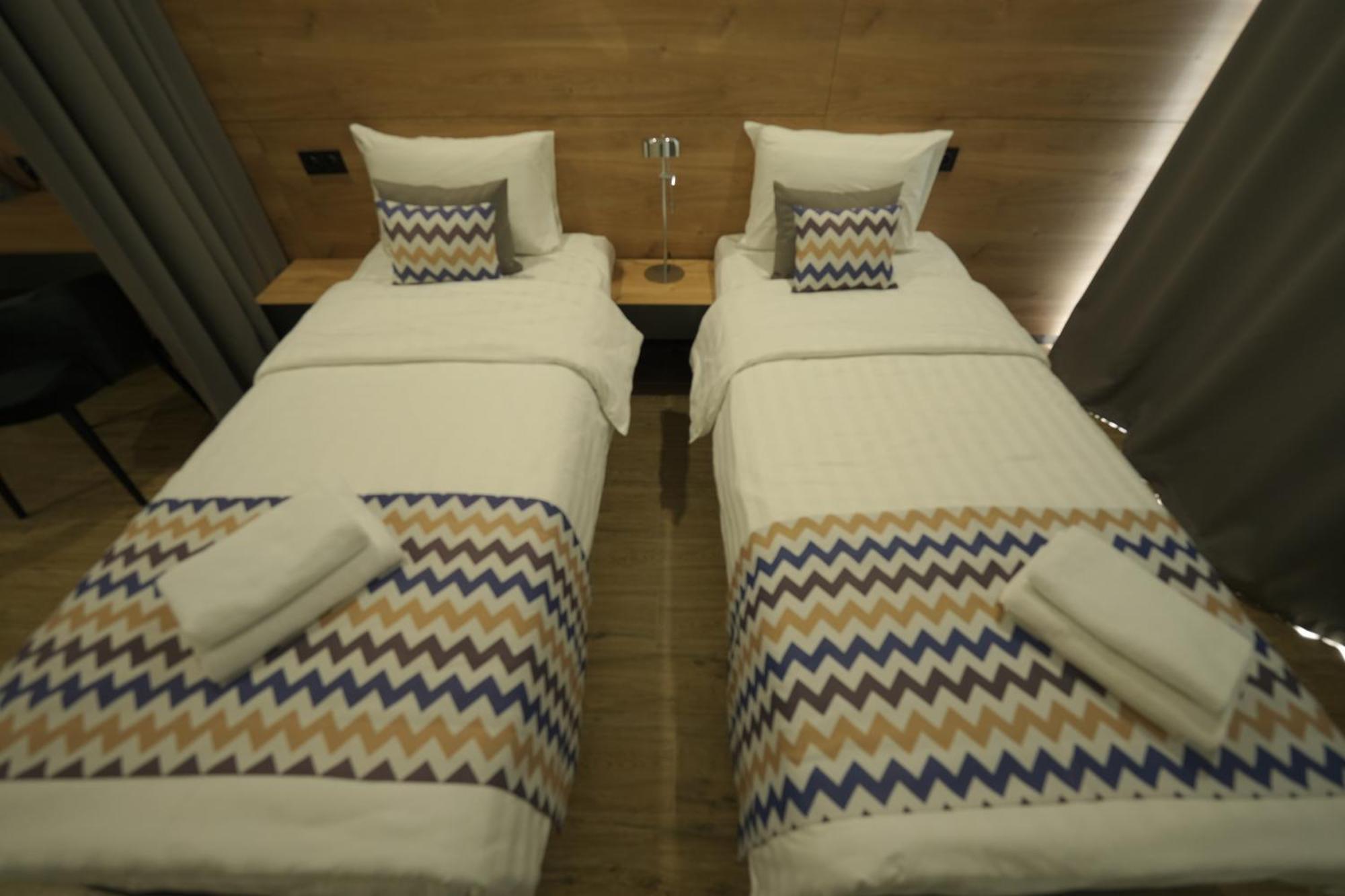 4Guest Hotel Yerevan Ngoại thất bức ảnh