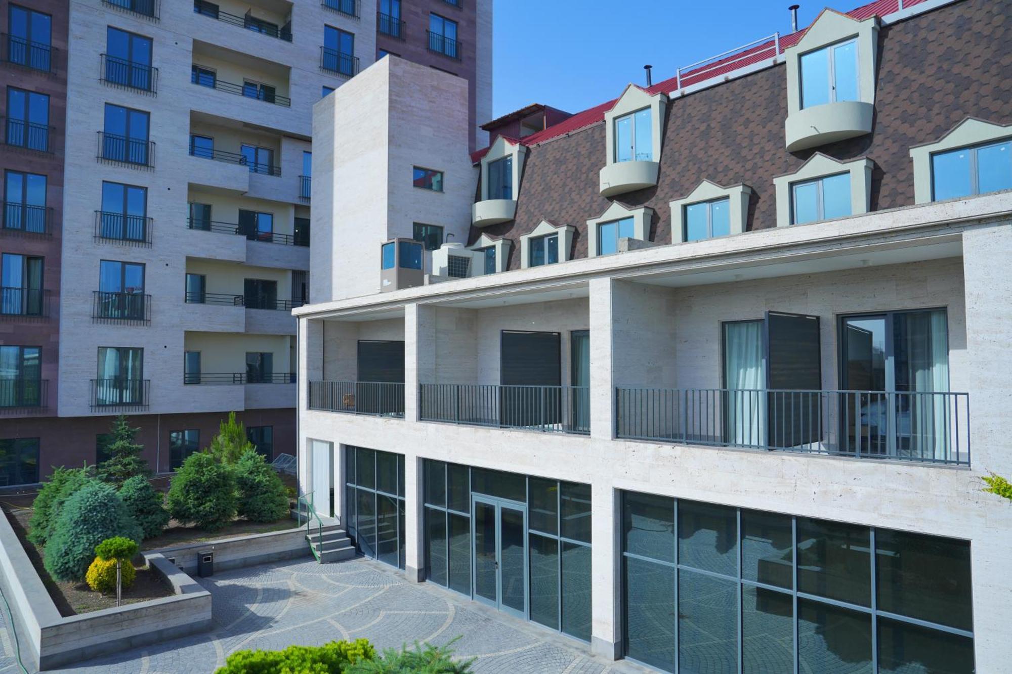 4Guest Hotel Yerevan Ngoại thất bức ảnh
